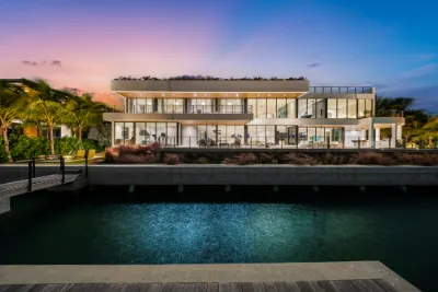 1995 NE 117th Rd, North Miami, FL 33181-Twilight-41