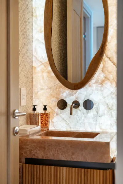 9595 Collins Ave Apt 1108, Surfside FL 33154-128