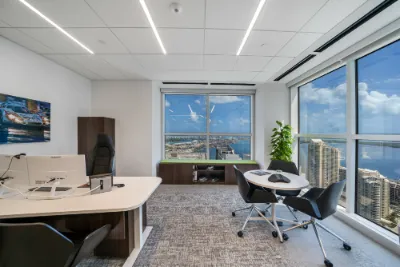 Porsche Office-21