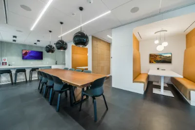 Porsche Office-7