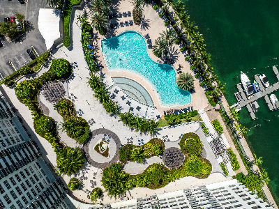 FlamingoSouth_PoolDeck_24