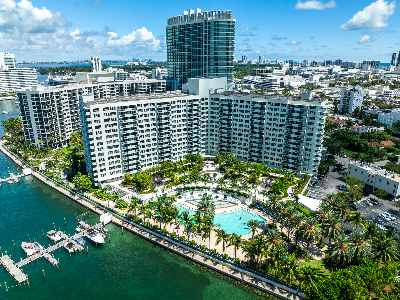 FlamingoSouth_PoolDeck_28