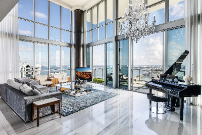 Marquis Downtown Miami Living Room 